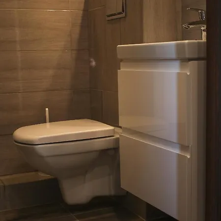 Fuleda Folwark Nad Jeziorem Dobskim Holiday home *