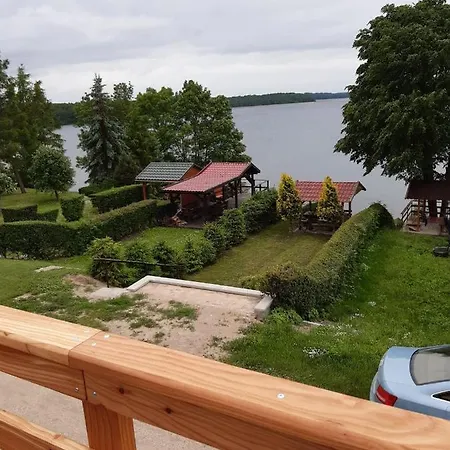 Semesterbostad Fuleda Folwark Nad Jeziorem Dobskim *