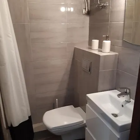 Fuleda Folwark Nad Jeziorem Dobskim Сasa de vacaciones *
