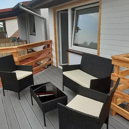 Fuleda Folwark Nad Jeziorem Dobskim Holiday home *
